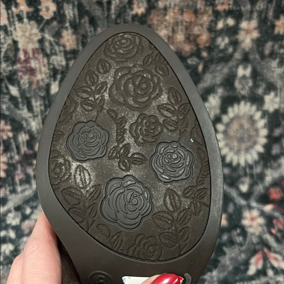 Carlos Santana Taupe Ankle Booties - Picture 5 of 6